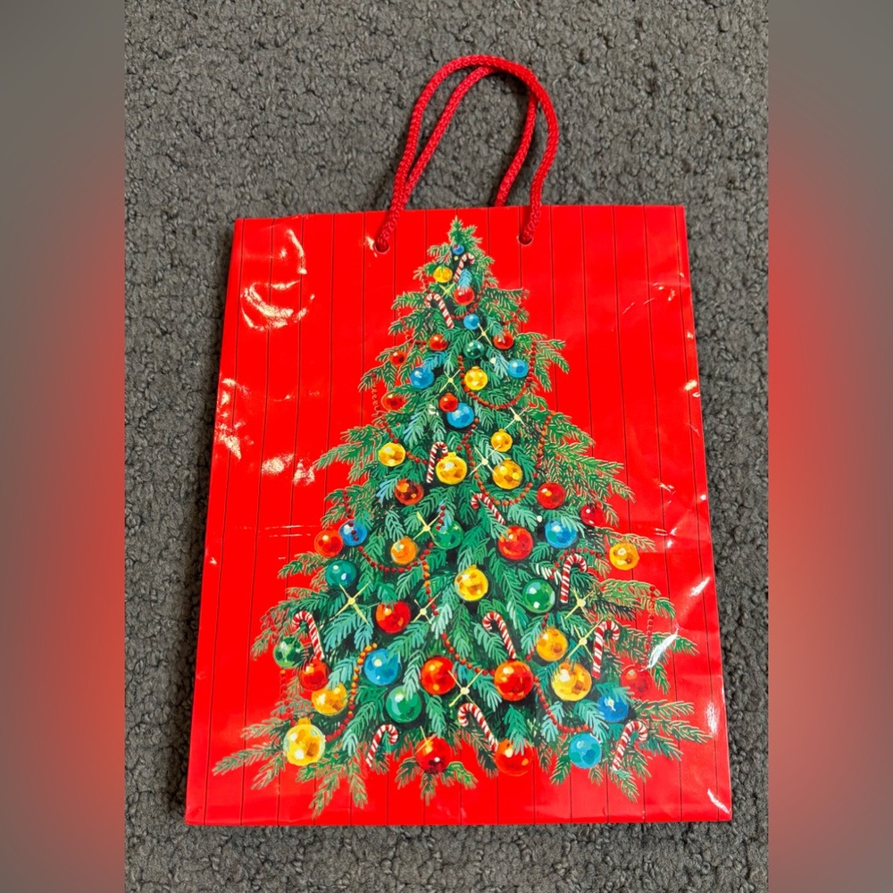 Vintage Cleo Christmas Tree Red Gift Bag 7.5” x 9.5” x 4”